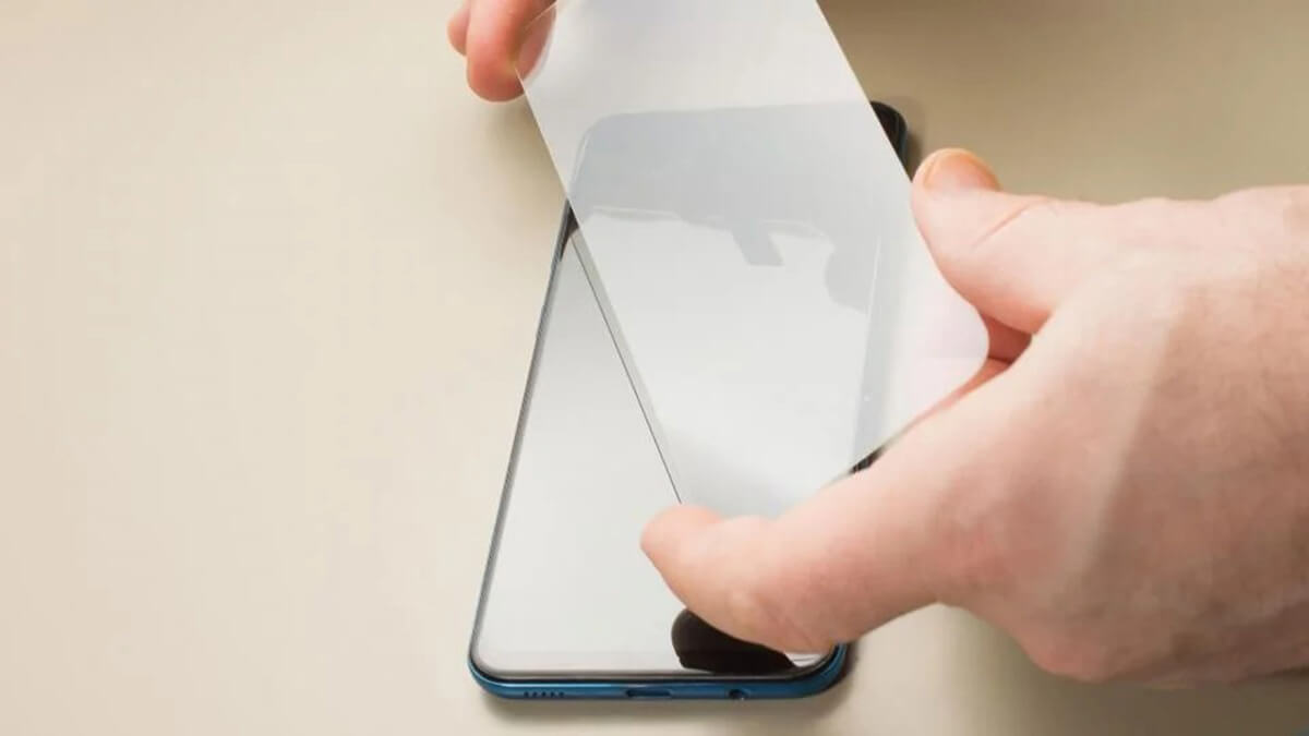 Những loại miếng dán màn hình điện thoại